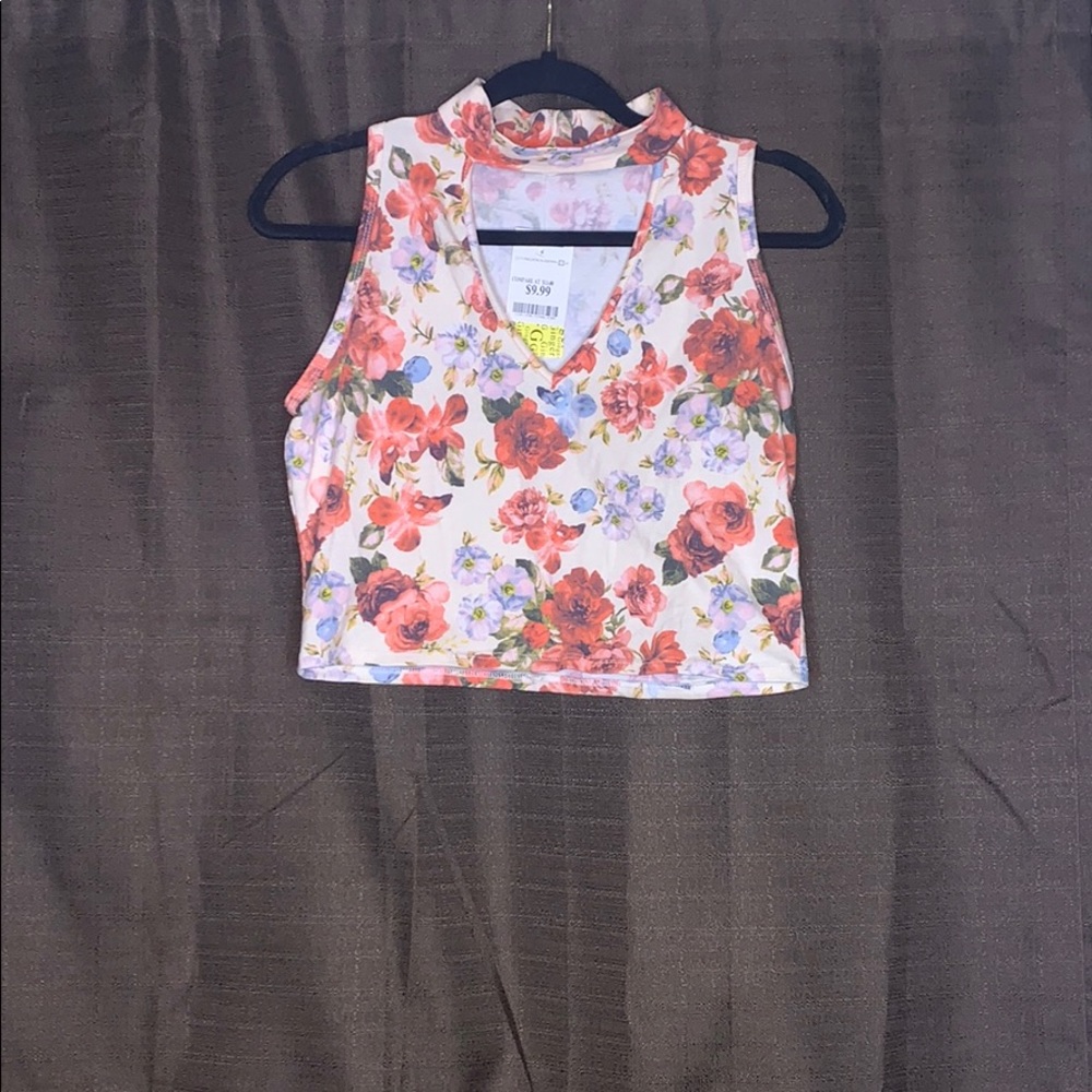 Crop top